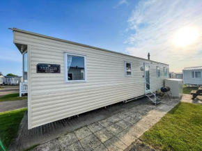 Superb 8 Berth Caravan At Caister Beach In Norfolk Ref 30073F